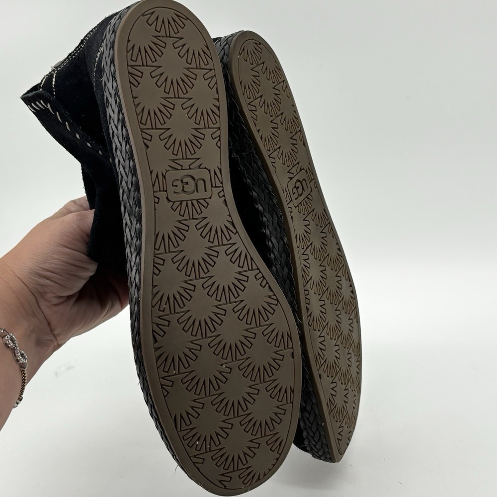 UGG Varney Women's Sz 10 Suede Moccasin Blanket Stitch Boho Retro Booties Black - Picture 4 of 7